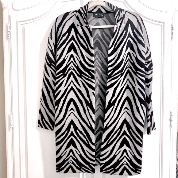 PREMISE GRAY ZEBRA PRINT CARDIGAN SWEATER W/ POCKETS | SIZE XS - Picture 1 of 12